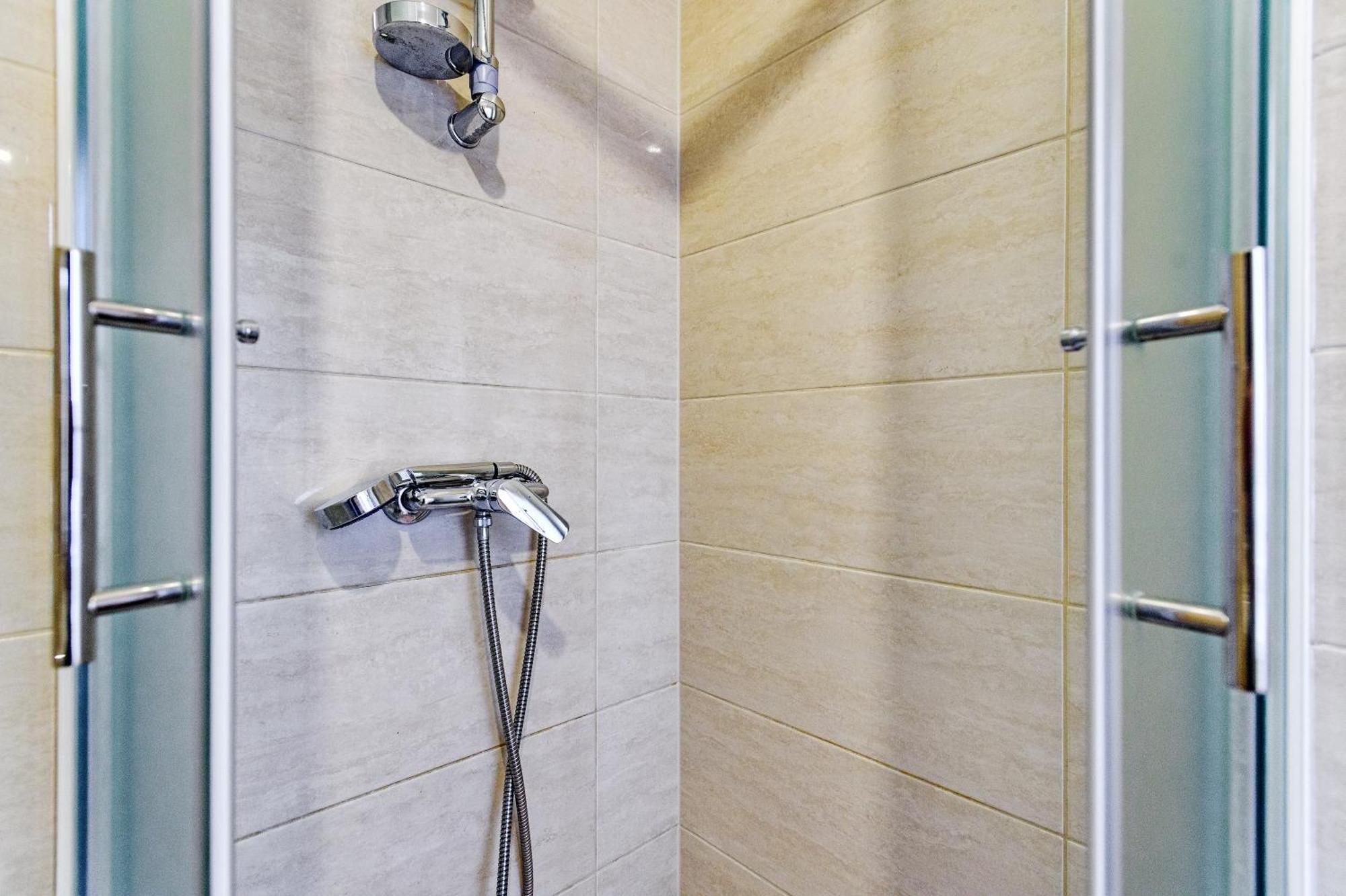 Modern In Peaceful Area - Apartment Zadar