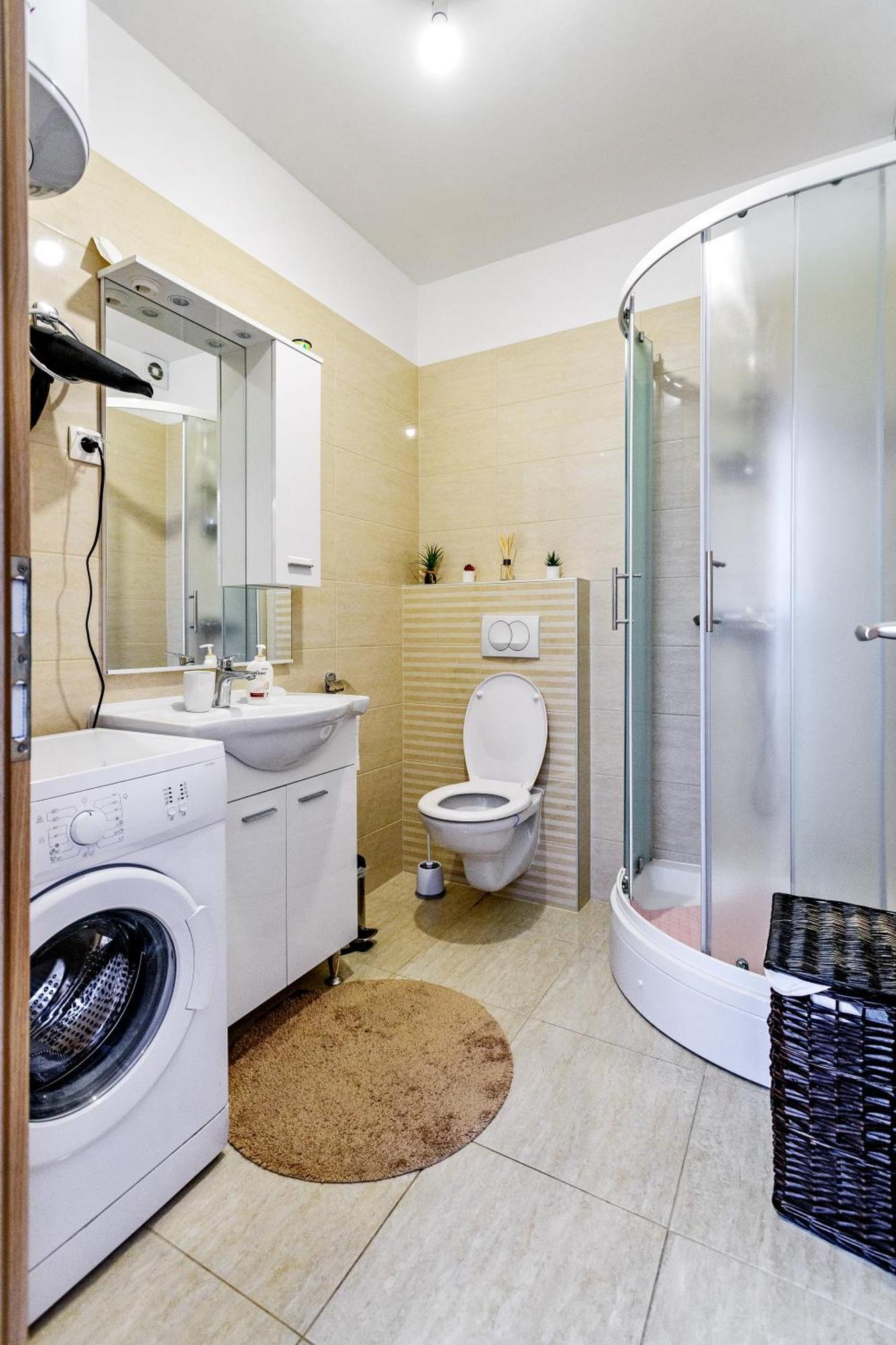 Modern In Peaceful Area - Apartment Zadar