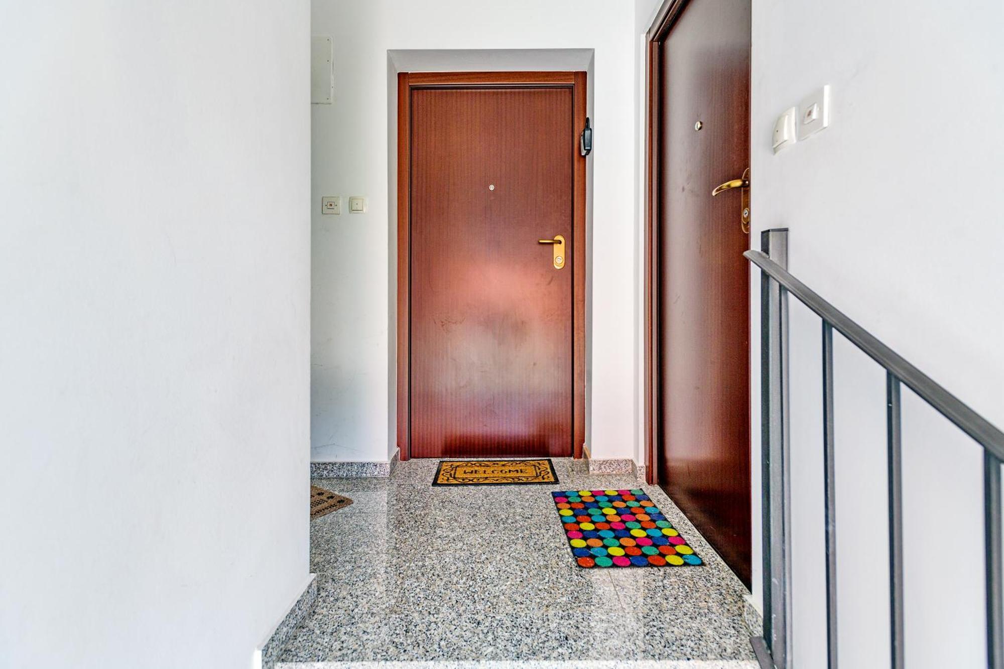 Apartment Modern In Peaceful Area - *